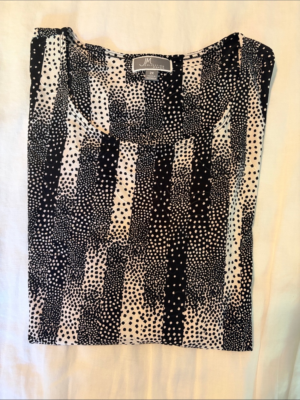 JM Collection Black and White Abstract Dot Stripe Scoop Neck Long Sleeve Top - Picture 7 of 7